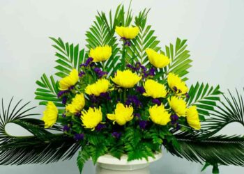 Cắm hoa thường rất quan trọng cho mọi dịp lễ, tết