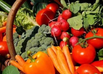 Ăn nhiều rau có giúp giảm cân không?