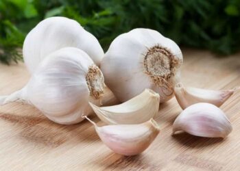 Trị đau răng bằng tỏi cấp tốc qua 5 mẹo chữa hay sau đây