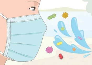 Đeo khẩu trang là cách ngăn ngừa vi khuẩn xâm nhập gây đau họng