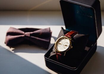 Quà tặng sinh nhật cho bạn trai: đồng hồ đeo tay
