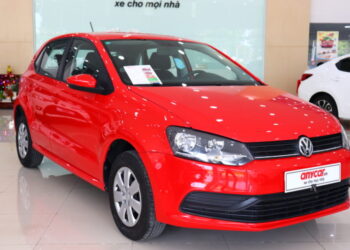 Volkswagen Polo 1.6 AT 2016 phong cách thiết kế châu Âu đơn giản nhưng chắc chắn